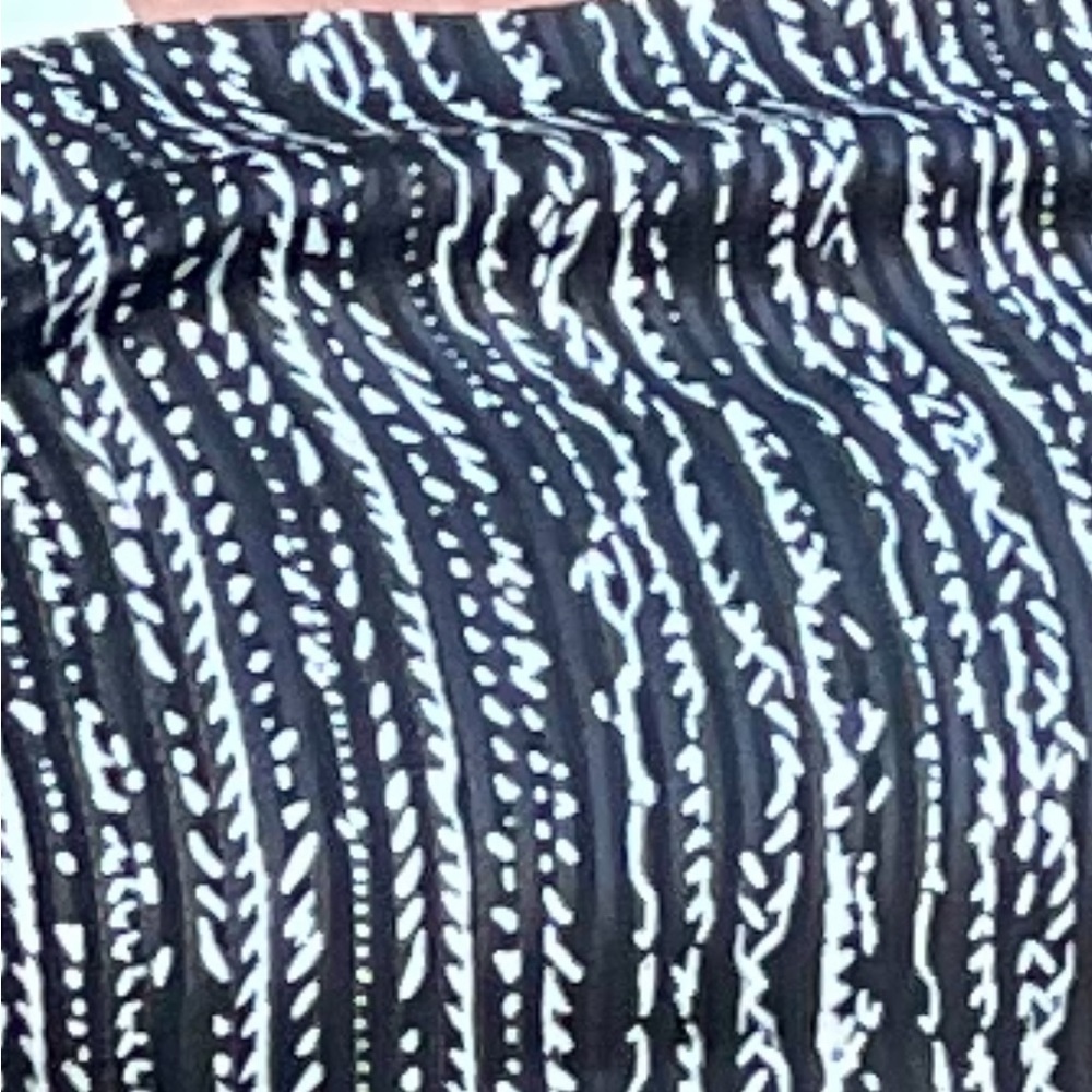 WHBM Black/White MIDI Dress - Picture 5 of 6